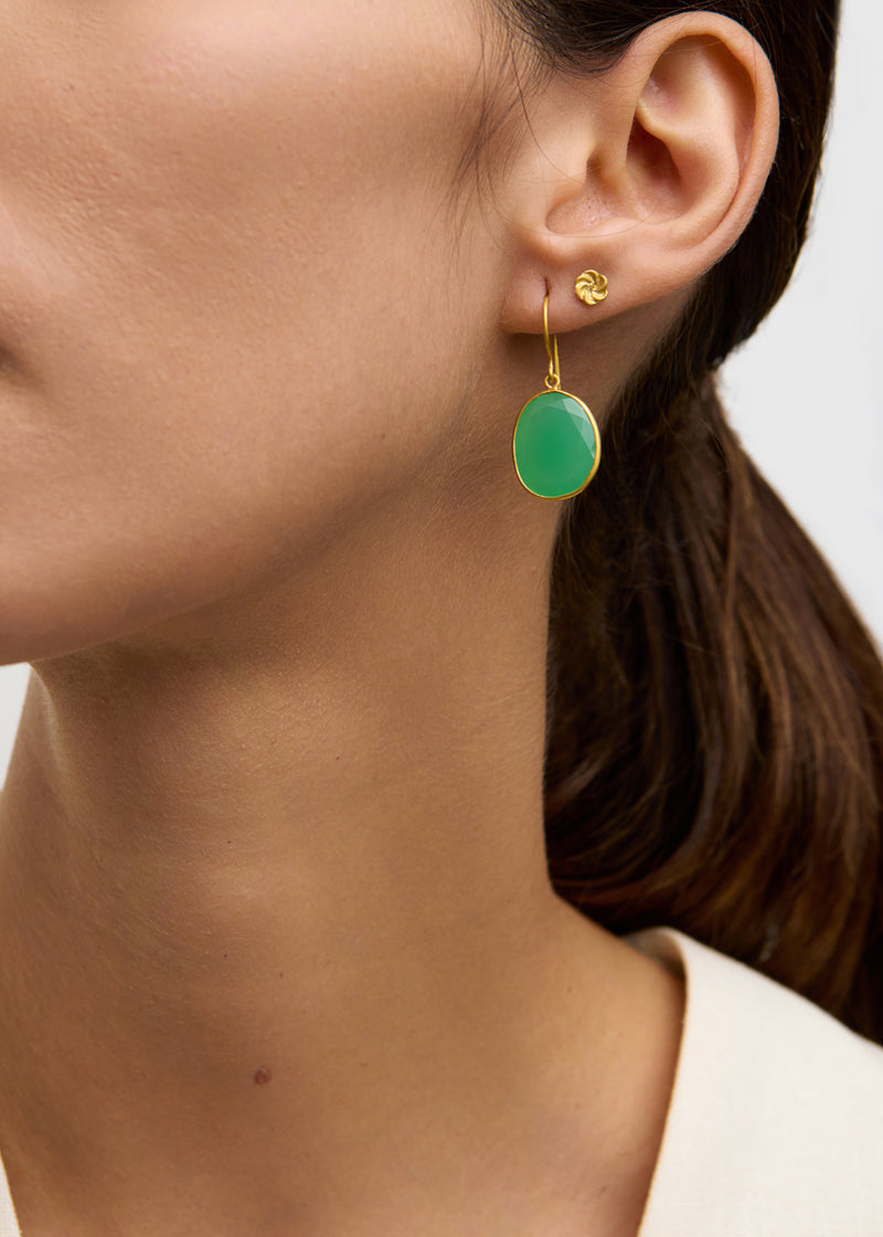 18kt Gold Chrysoprase Single Drop Earrings