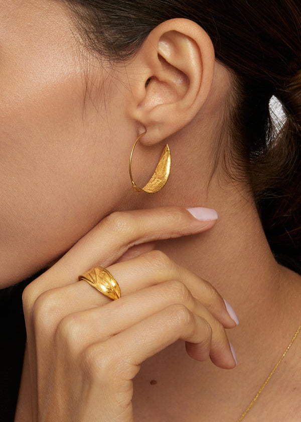 18kt Gold Bethlehem Zaytun Leaf Hoops