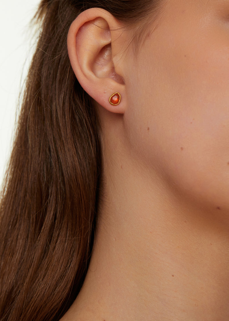 18kt Gold A New Day Fire Opal Classic Studs