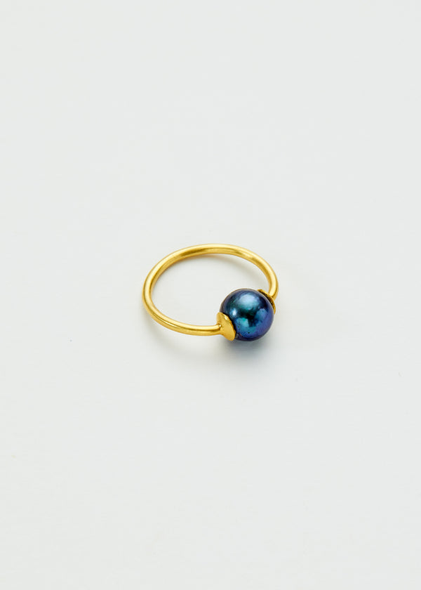 18kt Gold Aphrodite's Black Pearl Ring