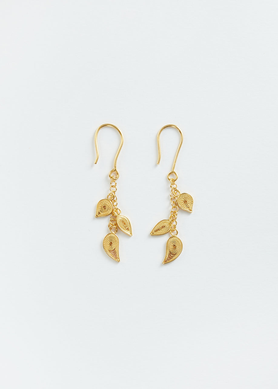 18kt Colombian Filigree Three Leaf Earrings