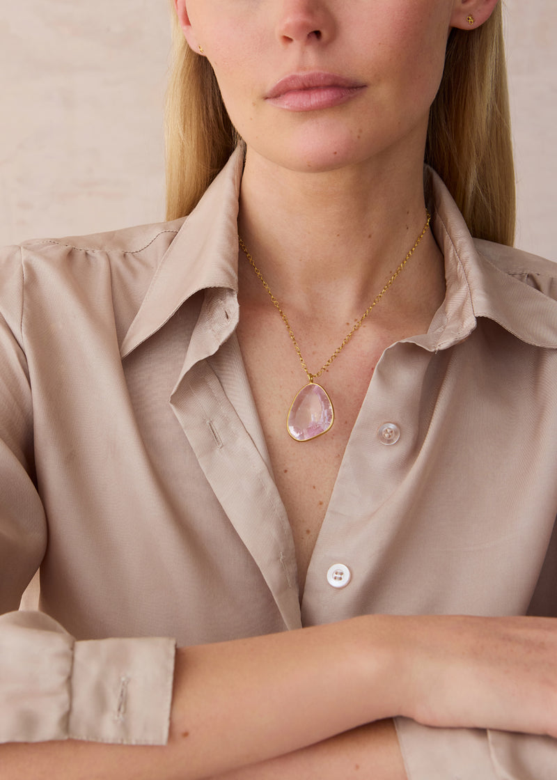 18kt Gold Koh-i-Noor Kunzite Amulet on Chain