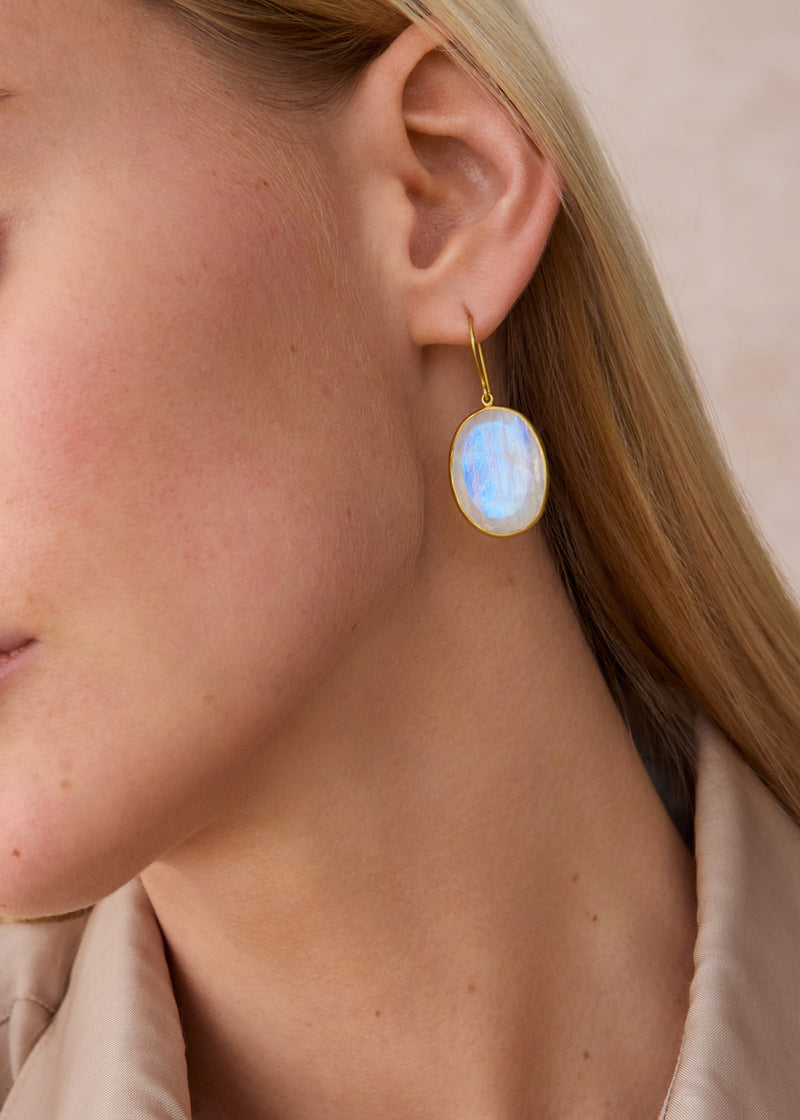18kt Gold Koh-i-Noor Rainbow Moonstone Single Drop Earrings