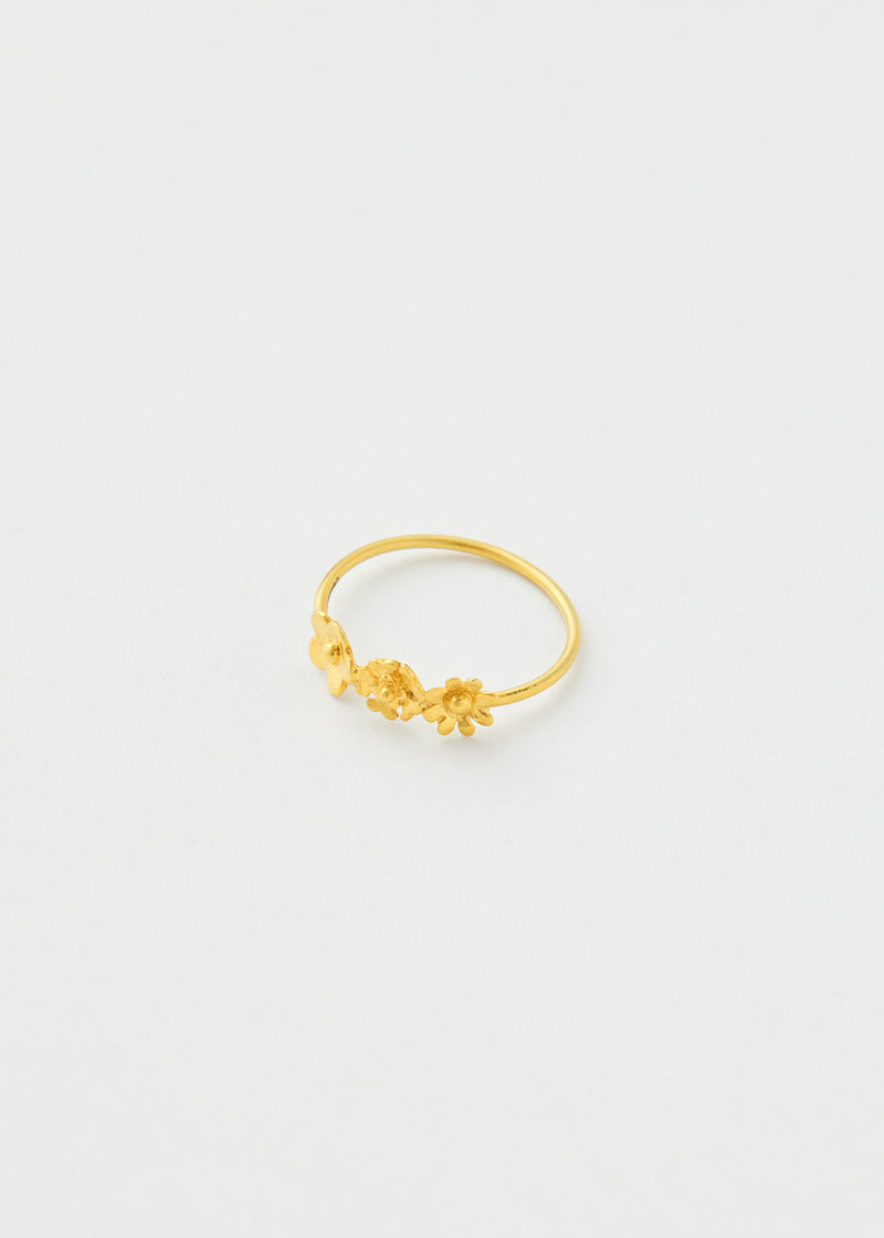18kt Gold Three Flower Ring