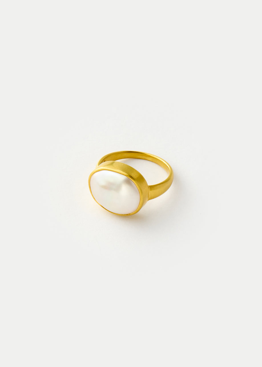 Pippa Small 18kt Gold White Pearl Greek Ring