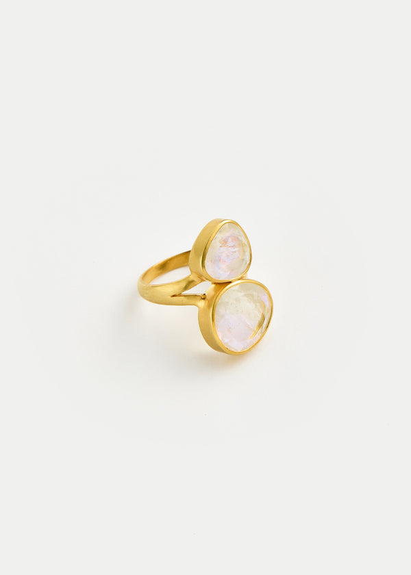 18kt Gold Rainbow Moonstone Double Greek Ring