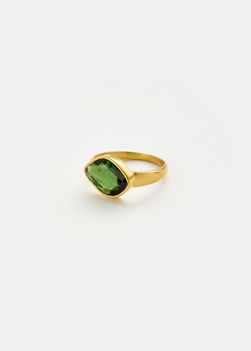 18kt Gold Green Tourmaline Greek Ring