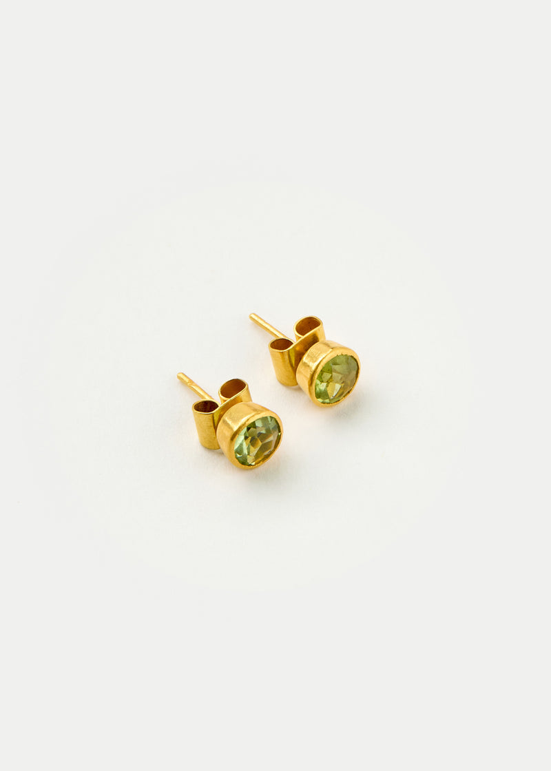 18kt Gold PSTM Myanmar Tender Greens Peridot Studs