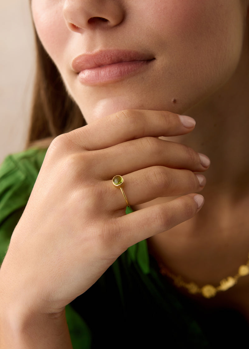 18kt Gold PSTM Myanmar Tender Greens Peridot Cup Ring