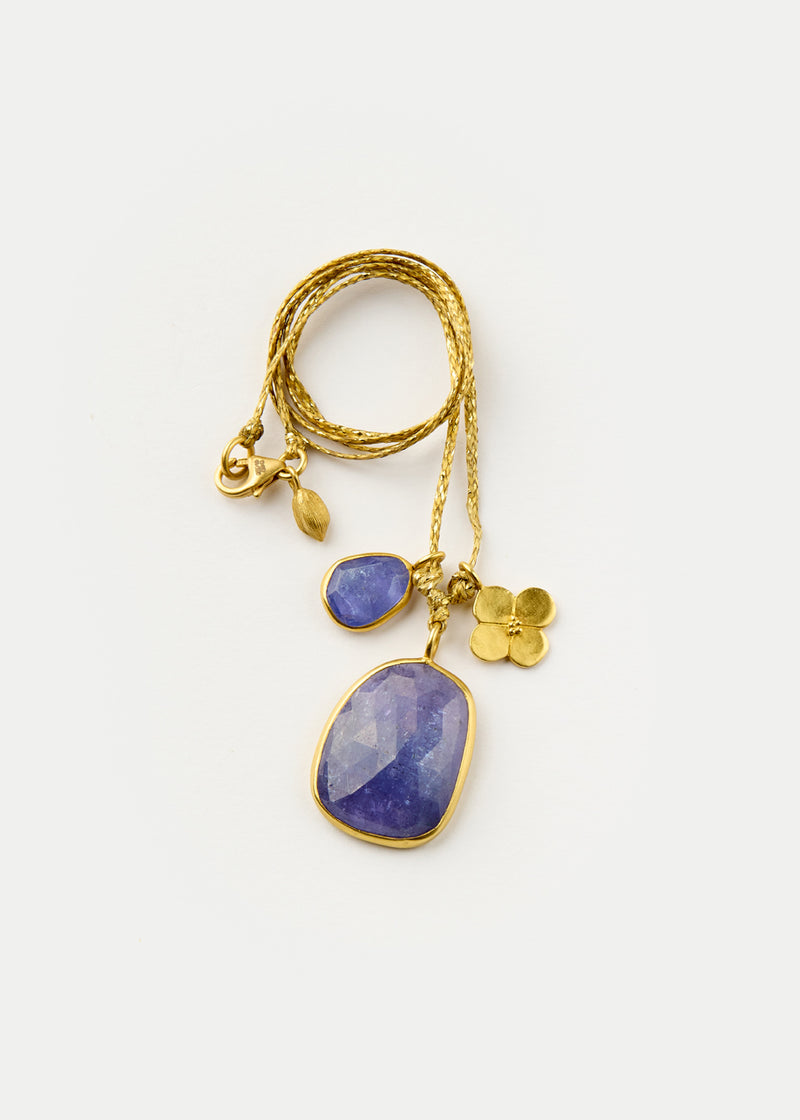 18kt Gold Tanzanite & Flower Cluster on Cord