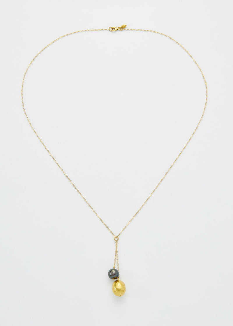 18kt Gold Aphrodites Black Pearl Necklace