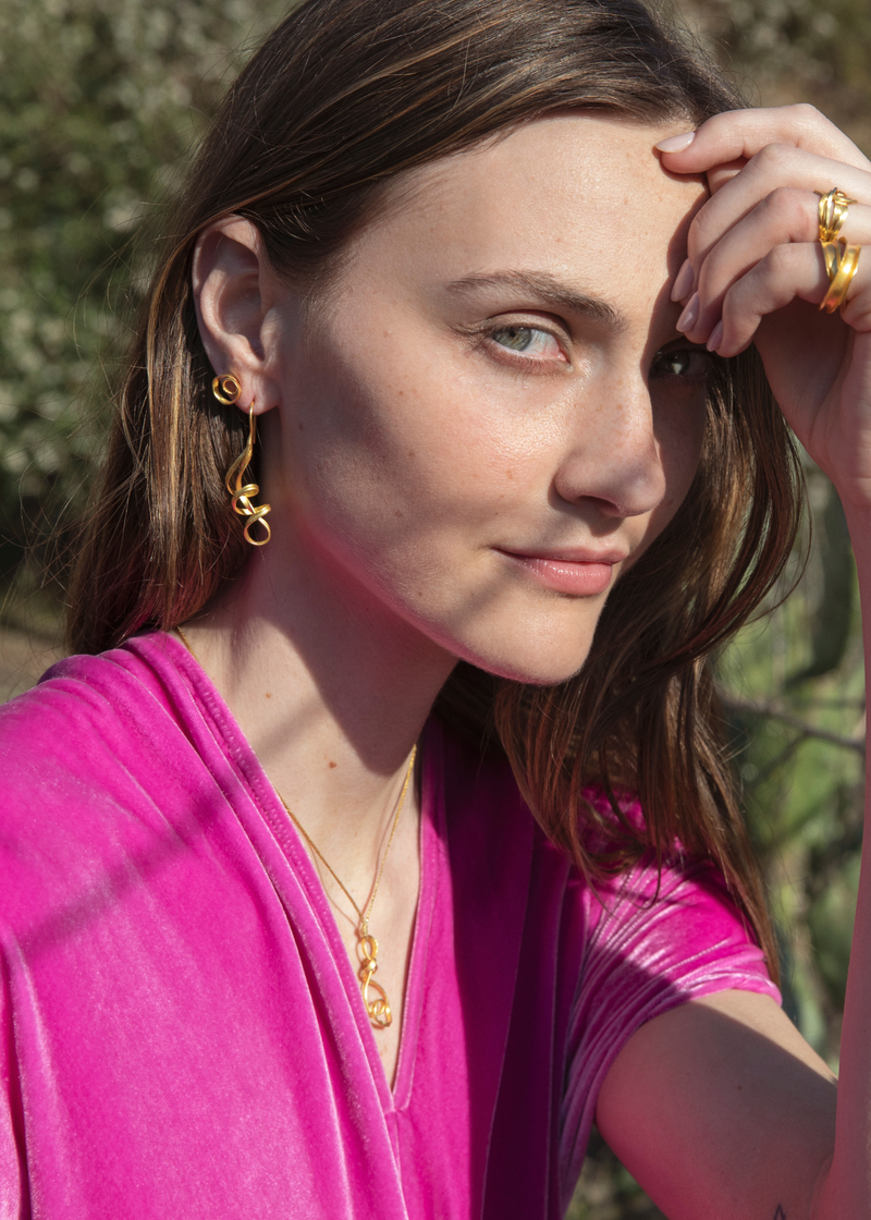 18kt Gold Zen Rocks Ribbon Studs