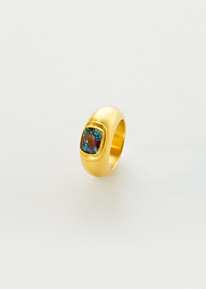 22kt Gold Alexandrite Ring